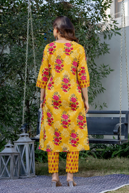 Bani Thani Yellow Rose Printed Kurta sets for women