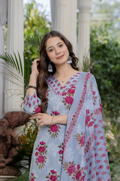 Bani Thani Blue Rose Printed Kurta Sets For women