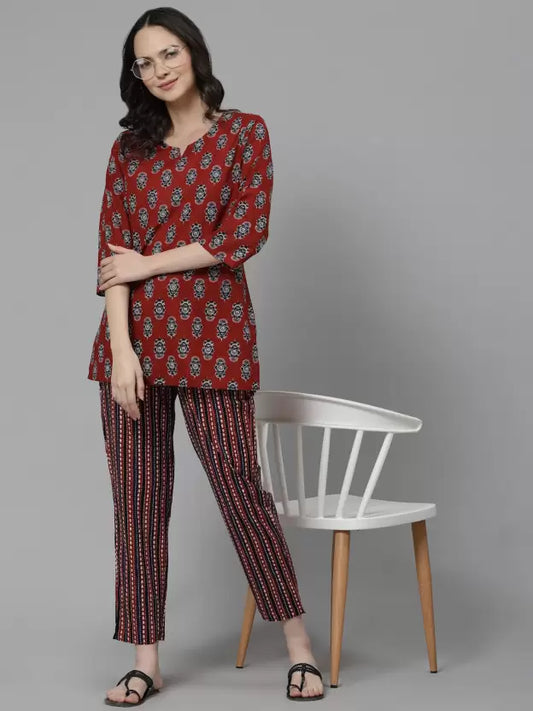 Women Top And Pyjama Set Maroon Printed